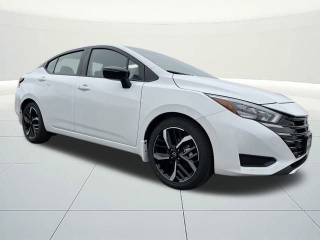 2025 Nissan Versa SR