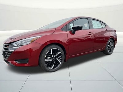 2025 Nissan Versa SR