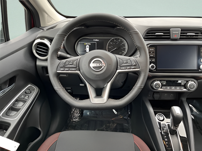 2025 Nissan Versa 1.6 SR