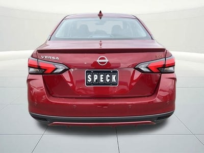 2025 Nissan Versa SR