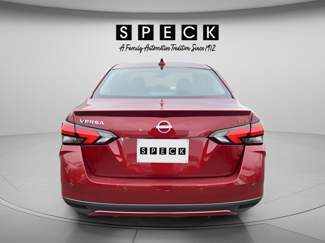 2025 Nissan Versa 1.6 SR