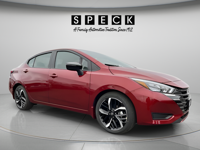 2025 Nissan Versa 1.6 SR