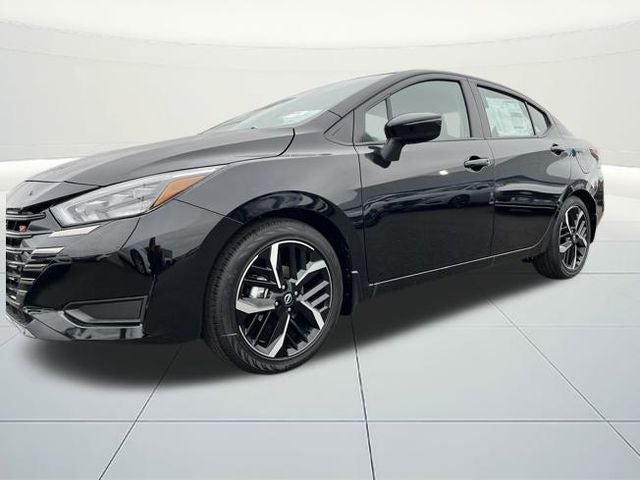 2025 Nissan Versa Sedan SR