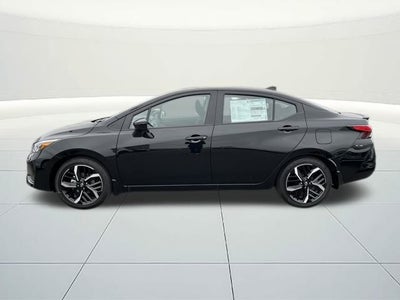 2025 Nissan Versa SR