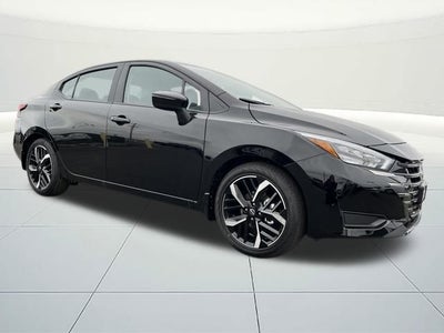 2025 Nissan Versa SR
