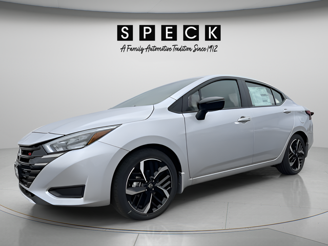 2025 Nissan Versa SR