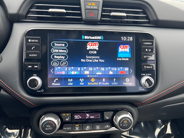 2025 Nissan Versa SR