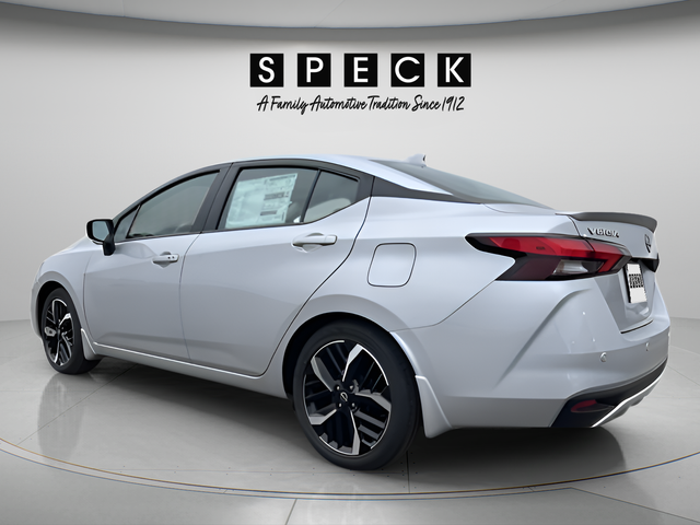 2025 Nissan Versa SR