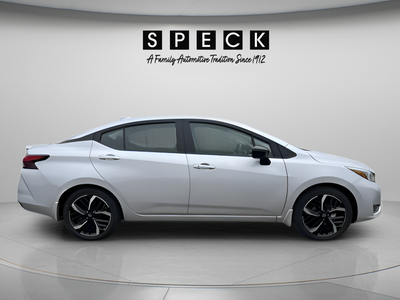 2025 Nissan Versa SR