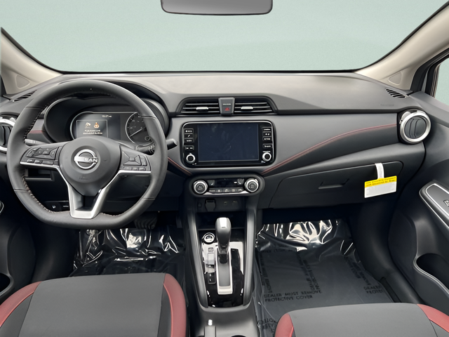 2025 Nissan Versa SR