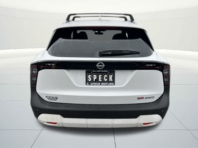 2025 Nissan Kicks SR