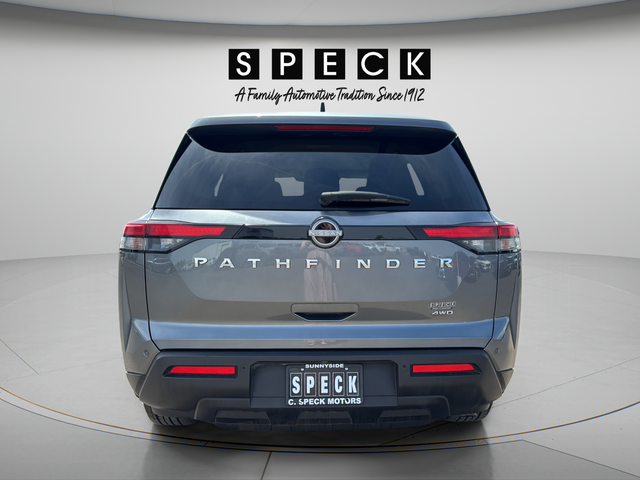 2024 Nissan Pathfinder S