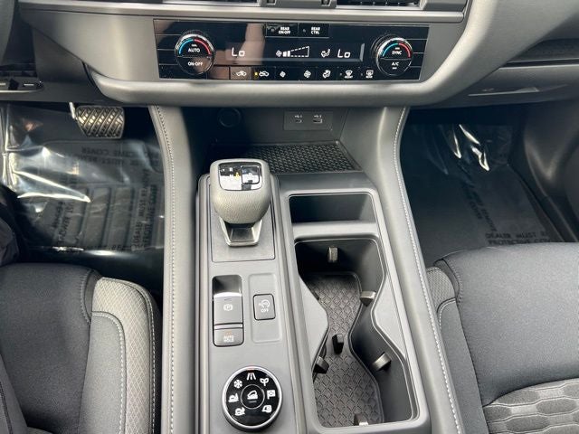 2025 Nissan Pathfinder S