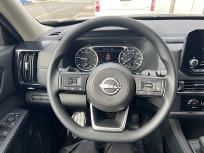 2025 Nissan Pathfinder S