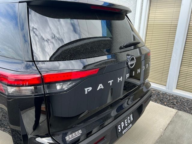 2025 Nissan Pathfinder S