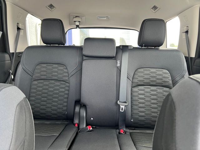 2025 Nissan Pathfinder S