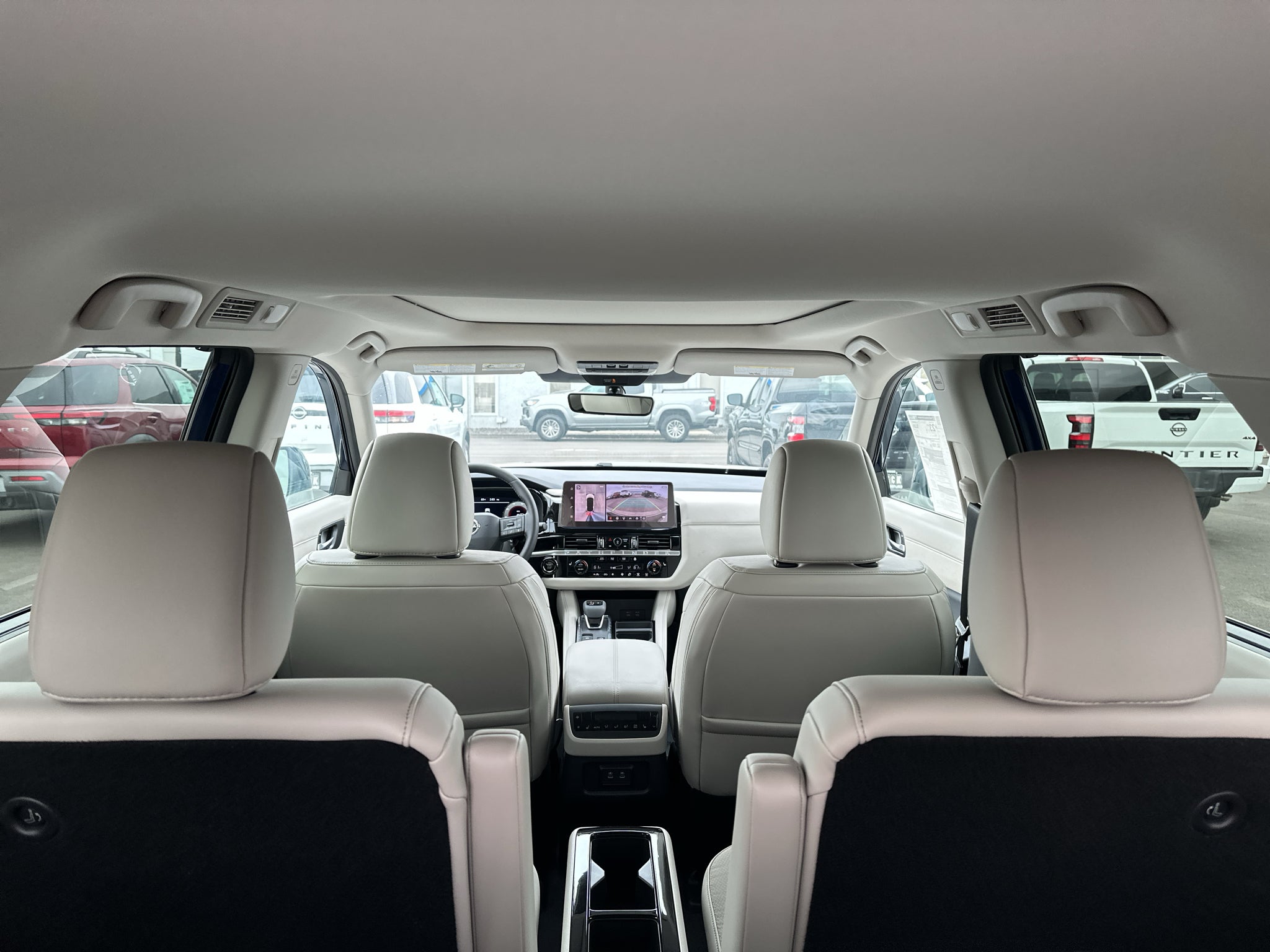 2026 Nissan Pathfinder SL
