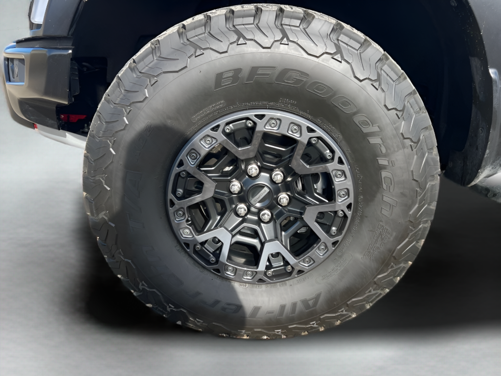 2025 Ford F-150 Raptor R