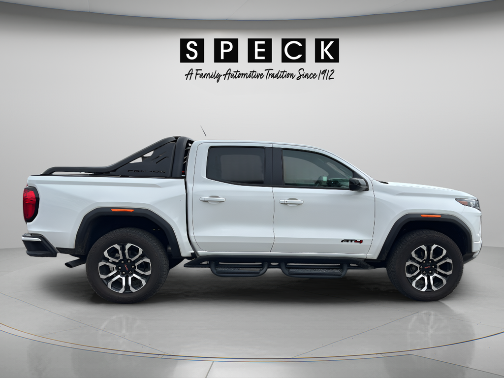 2025 GMC Canyon AT4